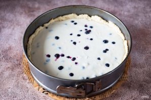 Черничный пирог с творогом 